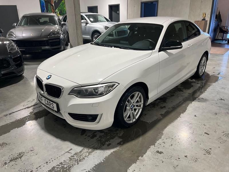 Gebraucht BMW 220 Sport Line 184 PS (135 kW) 2014 Weiß Coupé