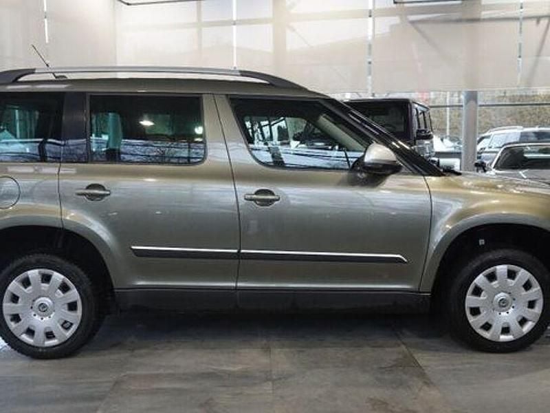 Gebraucht Skoda Yeti Ambition 150 PS (110 kW) 2016 Grün SUV