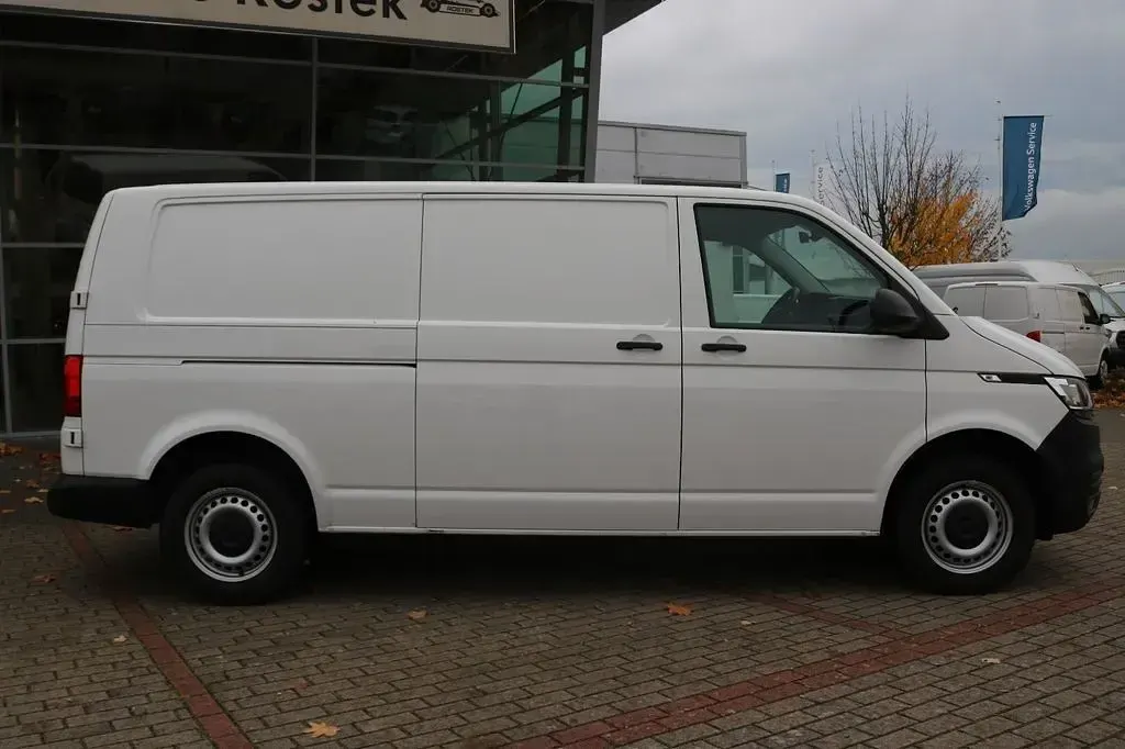Usata VW Transporter 150 CV (110 kW) 2023 Bianco Furgone