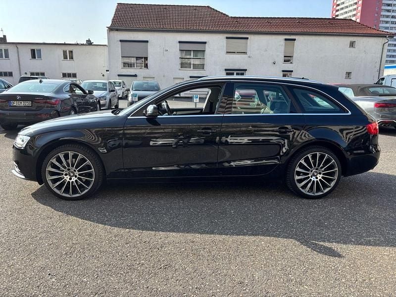 Gebraucht Audi A4 Attraction 150 PS (110 kW) 2015 Schwarz Kombi