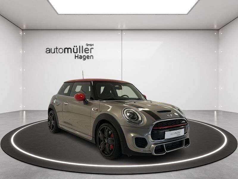 Silber Gebraucht 2017 Mini John Cooper Works Kleinwagen | 18.000 € (Guter Preis) - Bild 1/4