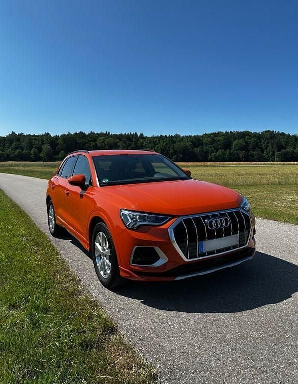 Orange Gebraucht 2019 Audi Q3 Advanced SUV | 24.300 € (Guter Preis) - Bild 1/4