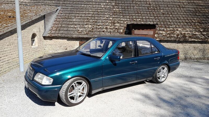 Grün Gebraucht 1996 Mercedes C200 Elegance Limousine | 4.650 € (Teuer) - Bild 1/4