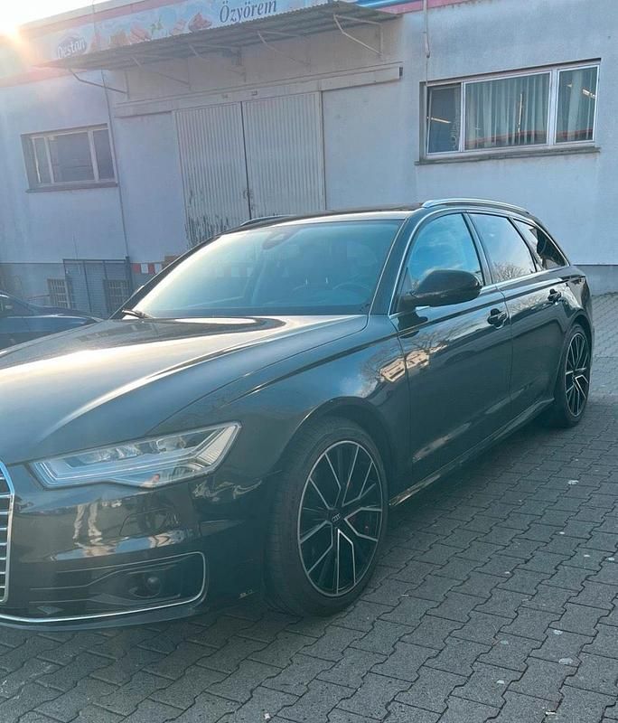 Gebraucht Audi A6 Comfort 218 PS (160 kW) 2016 Schwarz Kombi