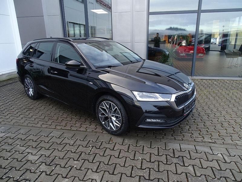 Gebraucht Skoda Octavia Tour 150 PS (110 kW) 2023 Schwarz Kombi
