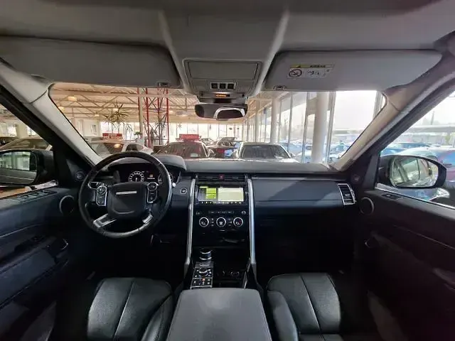 Gebraucht Land Rover Discovery 5 HSE 258 PS (189 kW) 2018 Grau (corris grey) SUV