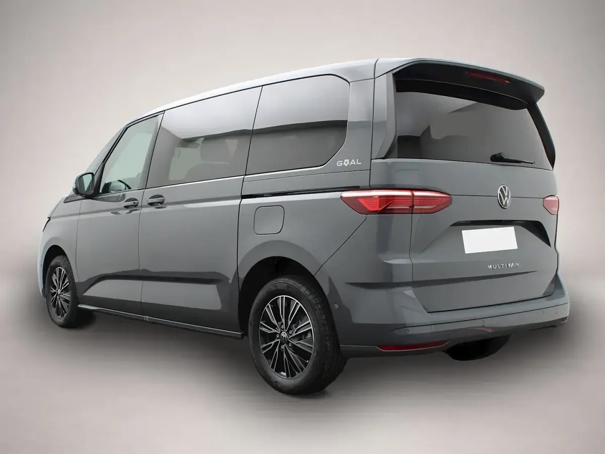 Gebraucht VW Multivan Goal 150 PS (110 kW) 2024 Grau Van / Kleinbus