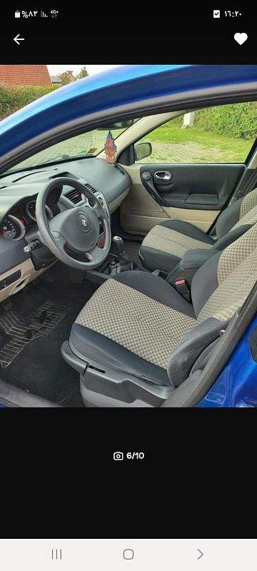 Gebraucht Renault Mégane II 112 PS (82 kW) 2004 Blau Kleinwagen