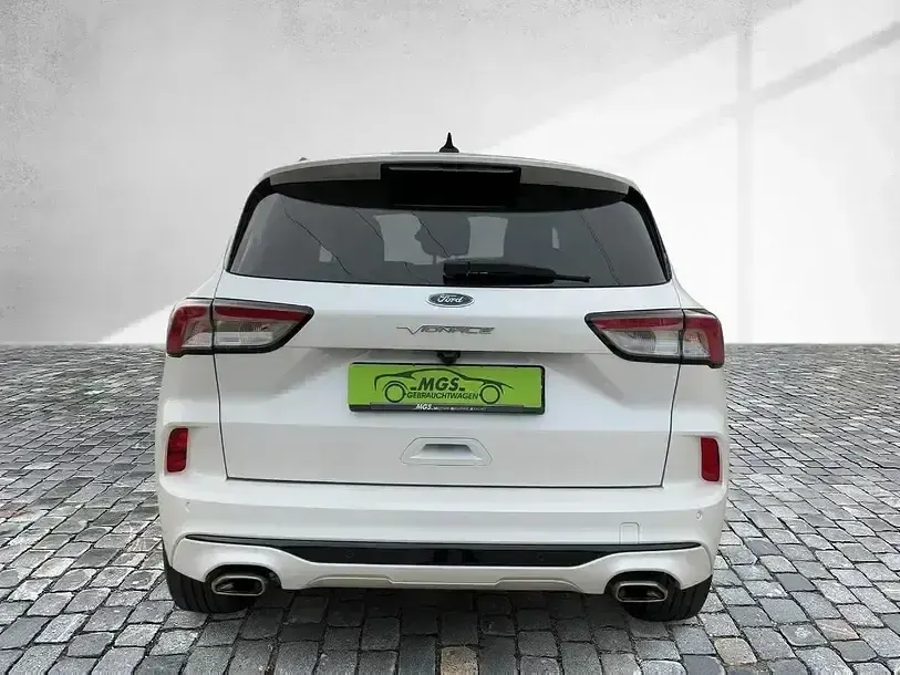 Gebraucht Ford Kuga Vignale 224 PS (164 kW) 2022 Weiß SUV