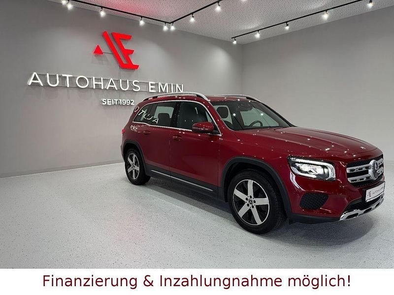 Rot Gebraucht 2020 Mercedes GLB200 SUV | 29.950 € (Guter Preis) - Bild 1/4