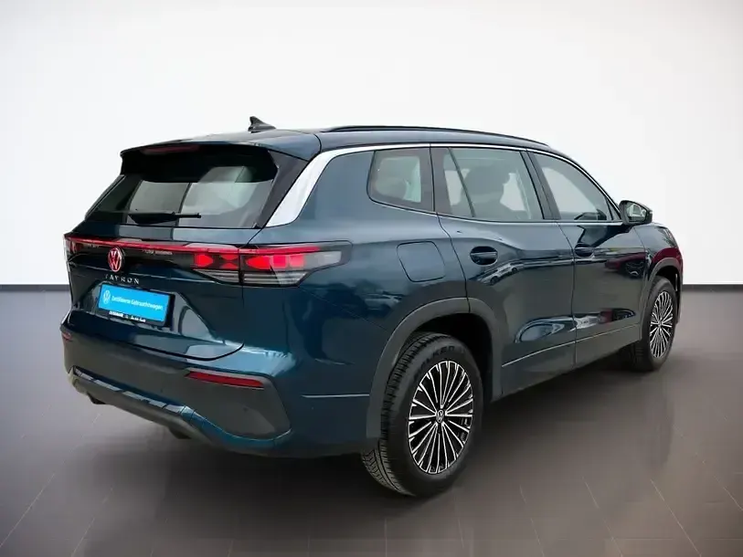 Używany VW Tayron S 193 KM (141 kW) 2025 Niebieski SUV