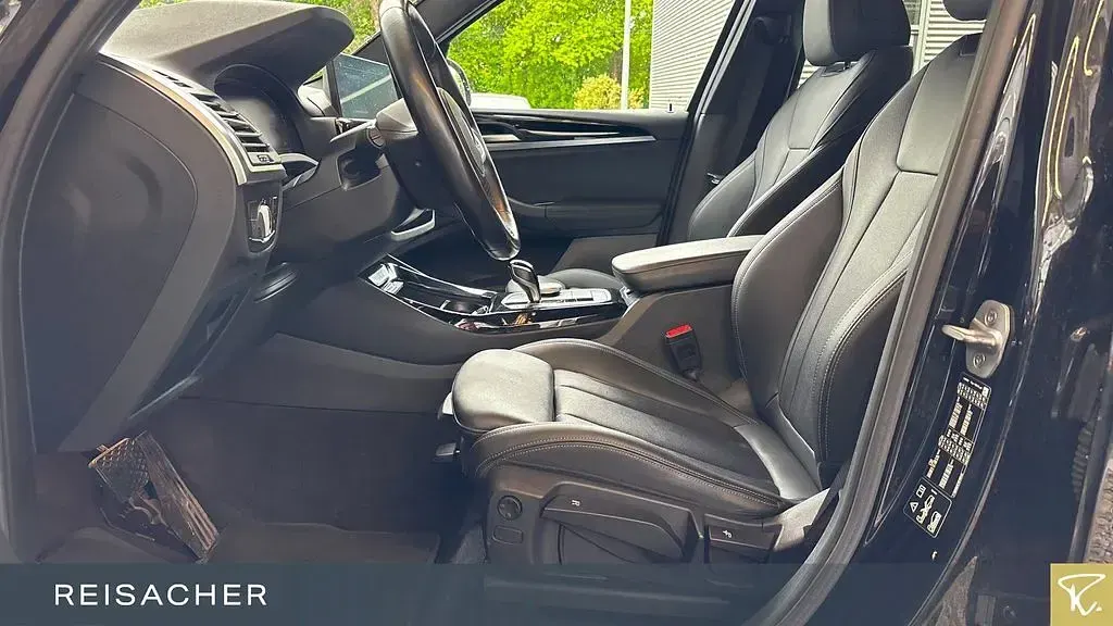 Gebraucht BMW X3 Efficient Dynamics 190 PS (139 kW) 2023 Saphirschwarz metallic SUV