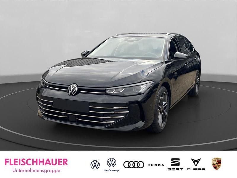 Schwarz Neu 2025 VW Passat IQ Drive Kombi | 56.990 € (Teuer) - Bild 1/4