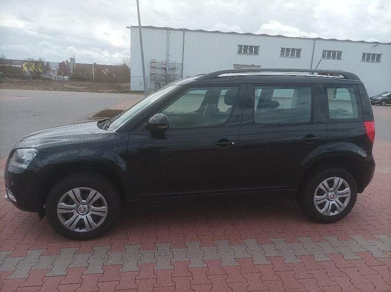 Gebraucht Skoda Yeti 110 PS (80 kW) 2017 Schwarz SUV