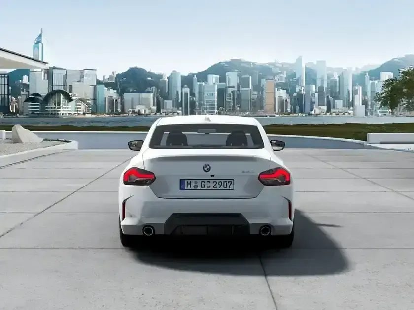 Gebraucht BMW 220 M Sport 185 PS (136 kW) 2024 Saphirschwarz (schwarz) Coupé