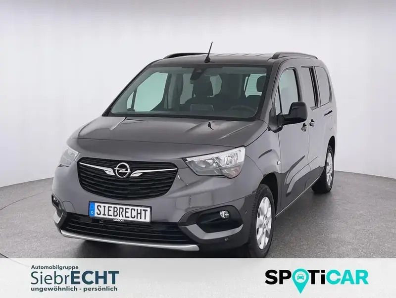 Grau Gebraucht 2023 Opel Combo-e Life Ultimate Van / Kleinbus | 25.990 € (Guter Preis) - Bild 1/4