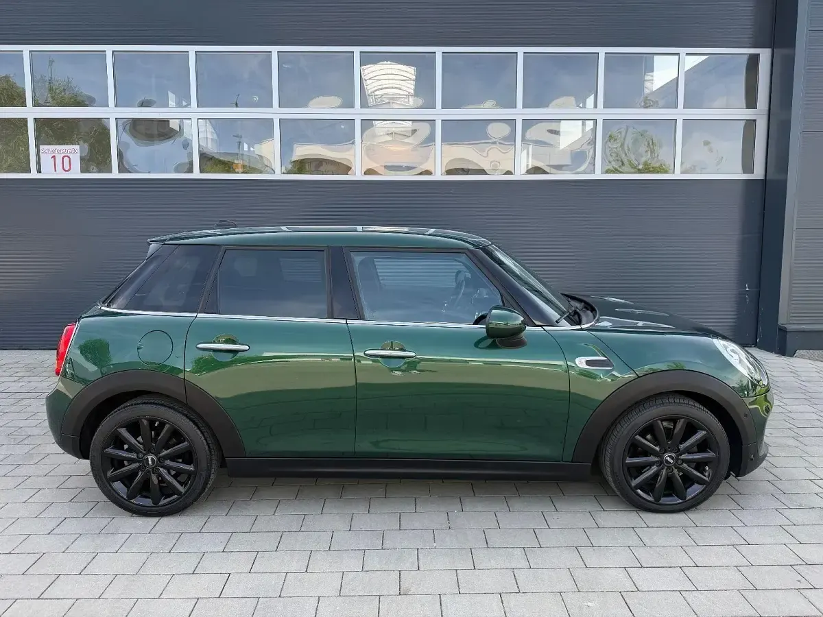 Używany Mini Cooper 136 KM (100 kW) 2016 Zielony Hatchback