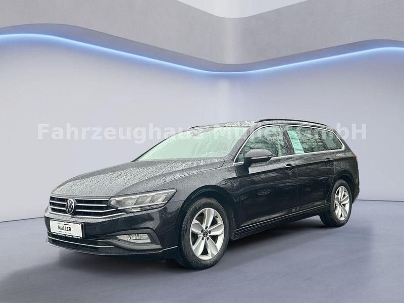 Deep black perleffekt Gebraucht 2022 VW Passat Business Kombi | 20.950 € (Guter Preis) - Bild 1/4