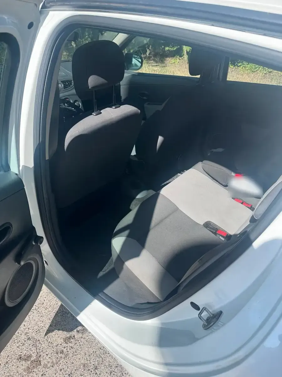 Gebraucht Renault Clio 2010 Weiß Kleinwagen