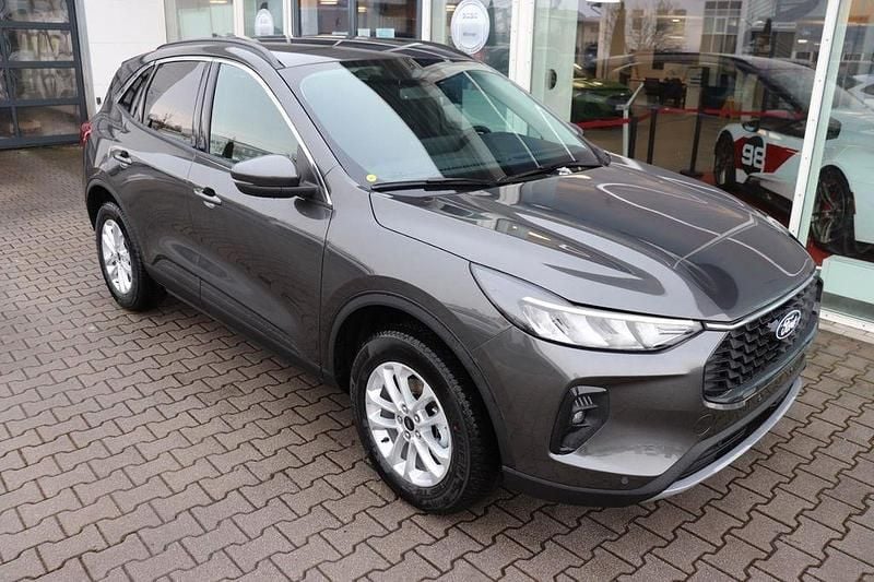 Neu Ford Kuga Titanium 242 PS (177 kW) 2026 Magnetic metallic SUV
