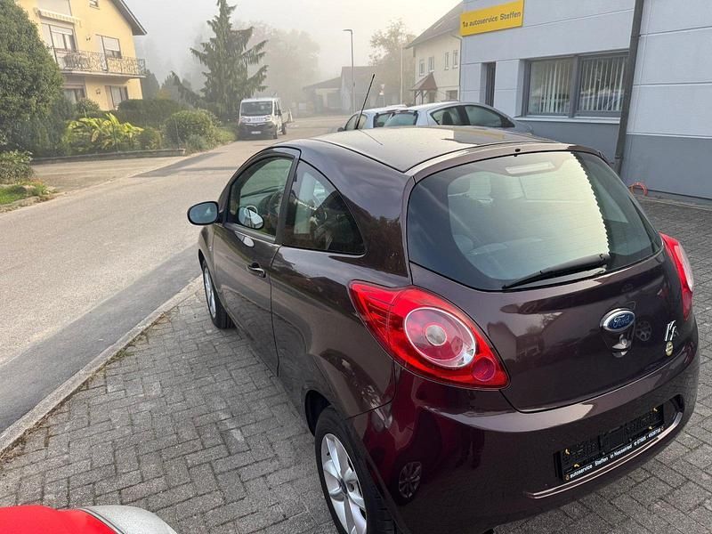 Gebraucht Ford Ka 69 PS (50 kW) 2015 Andere farben Kleinwagen