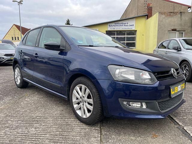 Gebraucht VW Polo Style 60 PS (44 kW) 2011 Blau Kleinwagen