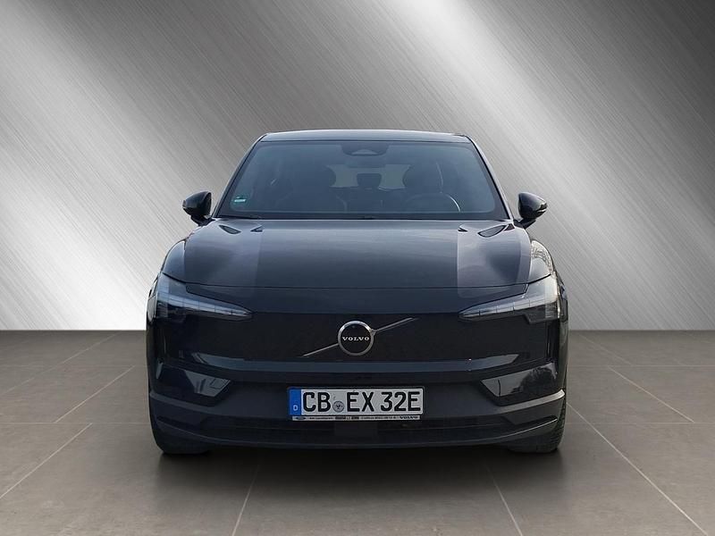 Gebraucht Volvo EX30 Plus 200 kW (272 PS) 2024 Schwarz metallic SUV
