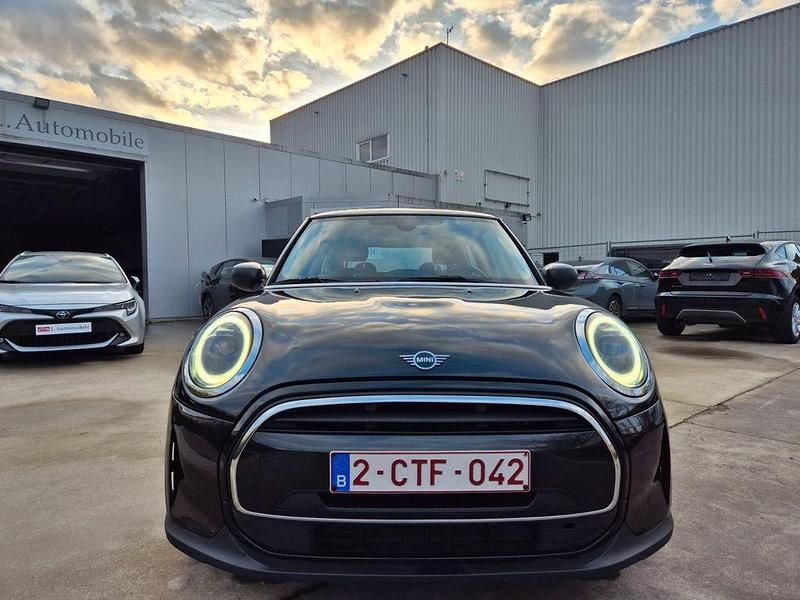 Używany Mini Cooper 136 KM (100 kW) 2022 Czarny Hatchback