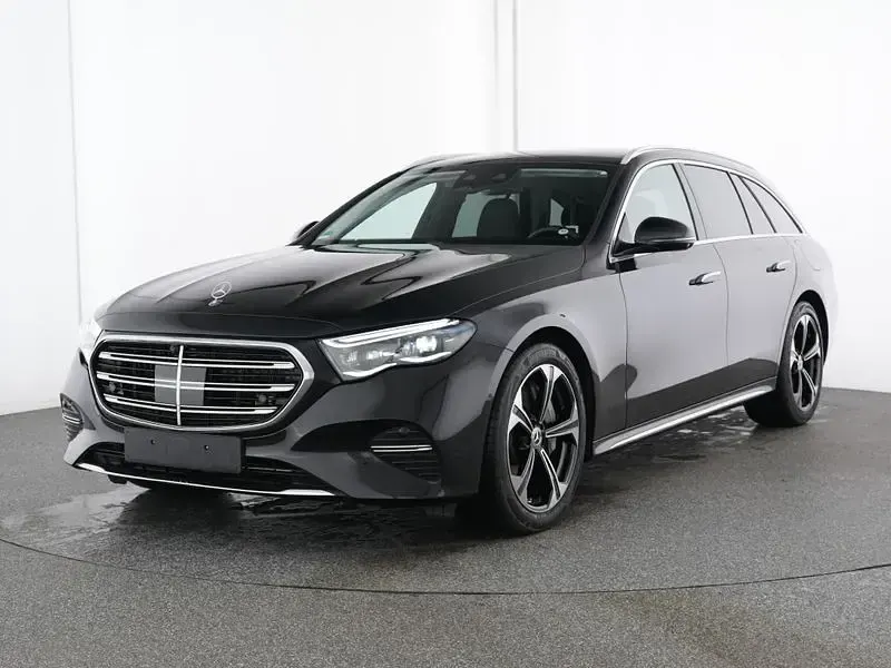 Gebraucht Mercedes E300 Exclusive 197 PS (144 kW) 2025 Schwarz Limousine