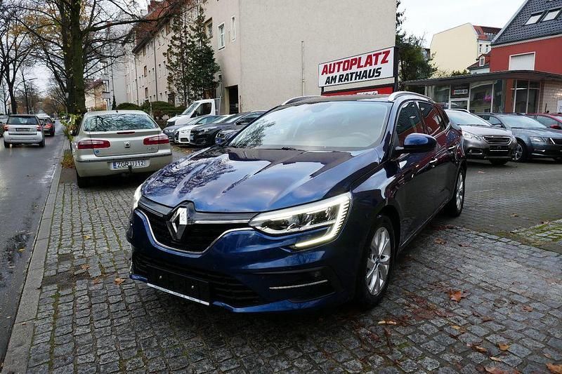Blau Gebraucht 2020 Renault Mégane IV Zen Limousine | 16.950 € (Etwas zu teuer) - Bild 1/4