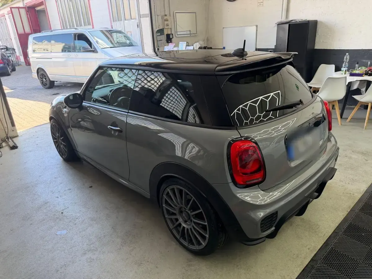 Gebraucht Mini John Cooper Works 231 PS (169 kW) 2016 Grau Kleinwagen
