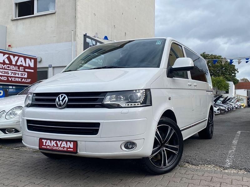 Weiß Gebraucht 2012 VW T5 Highline Van | 21.990 € - Bild 1/4