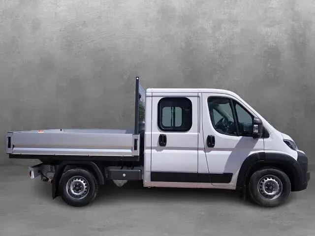 Neu Opel Movano 140 PS (102 kW) 2026 Casablanca weiß Van