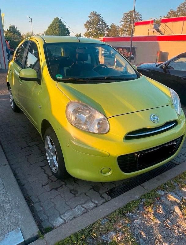 Grün Gebraucht 2012 Nissan Micra Kleinwagen | 4.800 € (Etwas zu teuer) - Bild 1/4