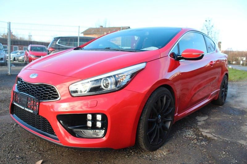 Rot Gebraucht 2013 Kia ProCeed GT-Track Coupé | 8.999 € (Guter Preis) - Bild 1/4