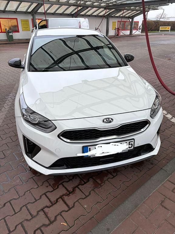 Gebraucht Kia Ceed GT GT-Line 140 PS (102 kW) 2020 Weiß Limousine