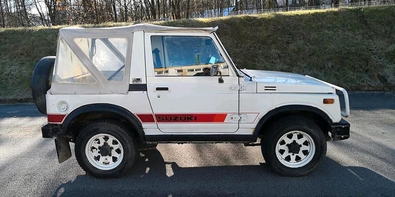 Second-hand Suzuki Samurai 44 CP (32 kW) 1982 Alb SUV