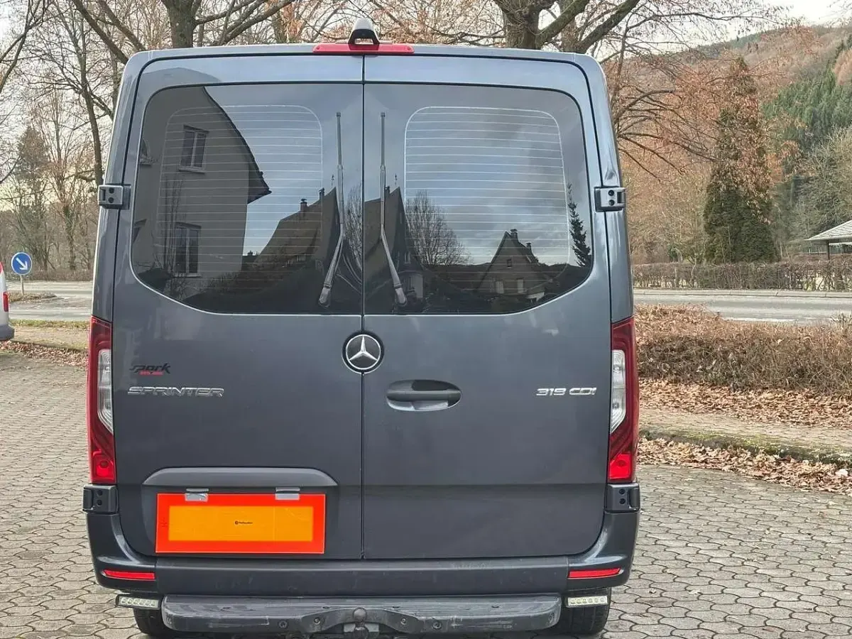 Gebraucht Mercedes Sprinter 190 PS (139 kW) 2019 Schwarz Van