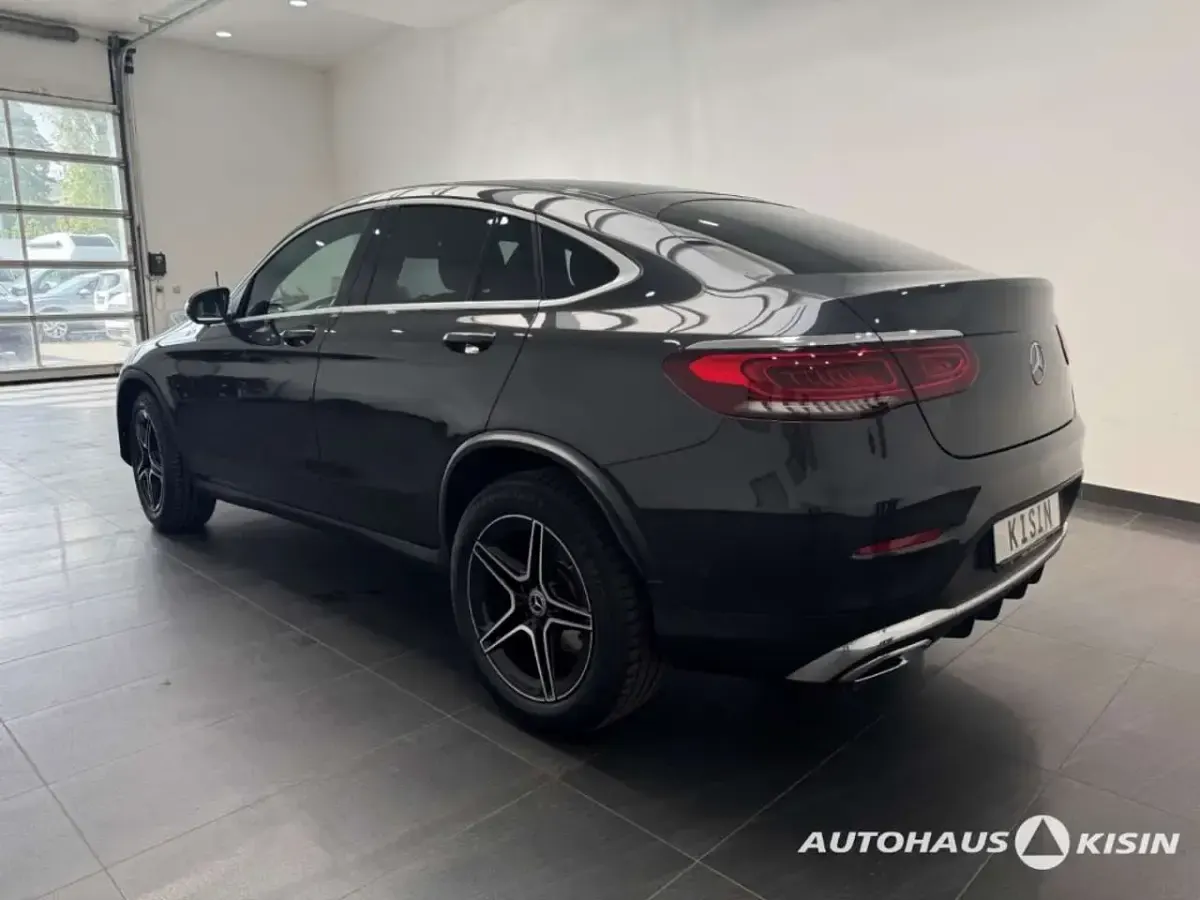 Gebraucht Mercedes GLC220 194 PS (142 kW) 2020 Schwarz SUV