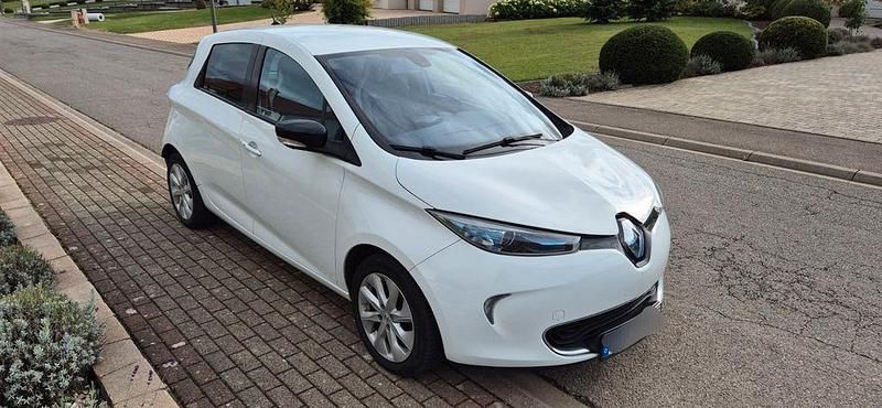 Weiß Gebraucht 2014 Renault Zoe Intens Kleinwagen | 6.500 € - Bild 1/4