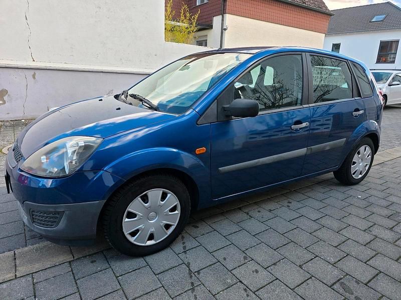 Gebraucht Ford Fiesta 69 PS (50 kW) 2006 Blau Kleinwagen