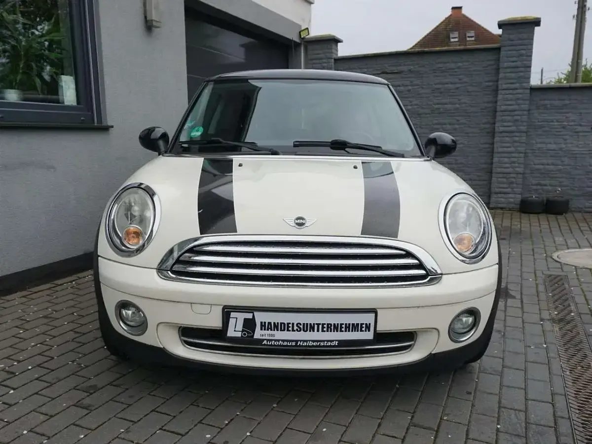Gebraucht Mini Cooper Pepper 120 PS (88 kW) 2010 Pepperwhite Kleinwagen