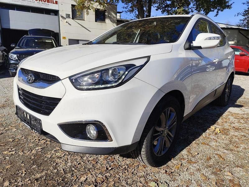 Weiß Gebraucht 2013 Hyundai ix35 Edition SUV | 7.500 € (Guter Preis) - Bild 1/4