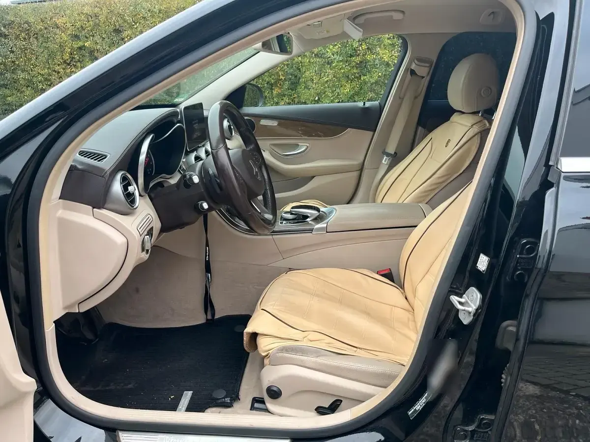 Gebraucht Mercedes C250 Luxury 204 PS (150 kW) 2014 Schwarz Kombi