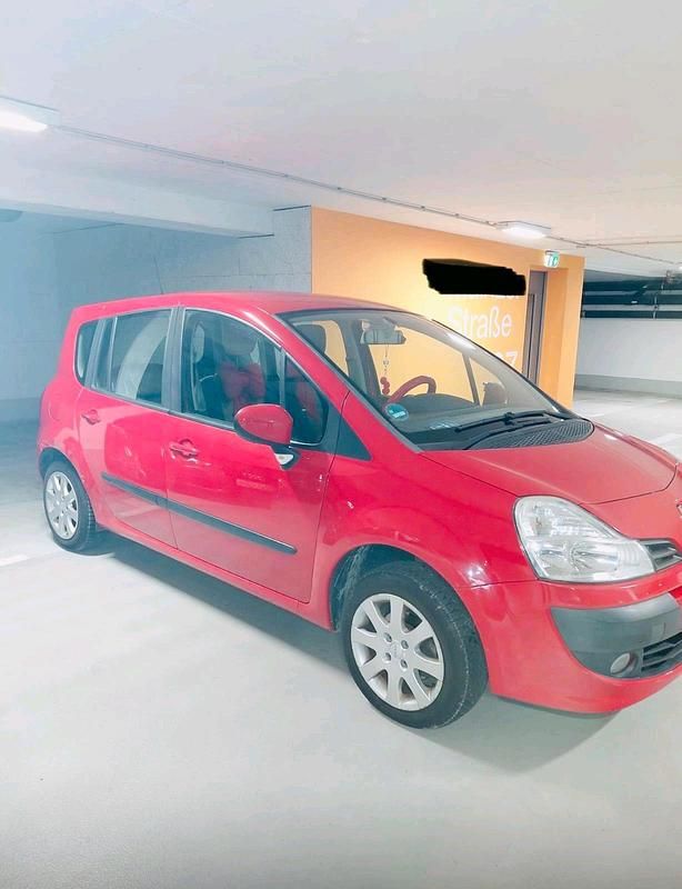 Second-hand Renault Modus 112 CP (82 kW) 2009 Roșu Monovolum