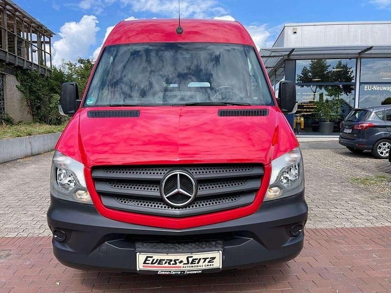 Gebraucht Mercedes Sprinter 114 PS (83 kW) 2018 Rot Van