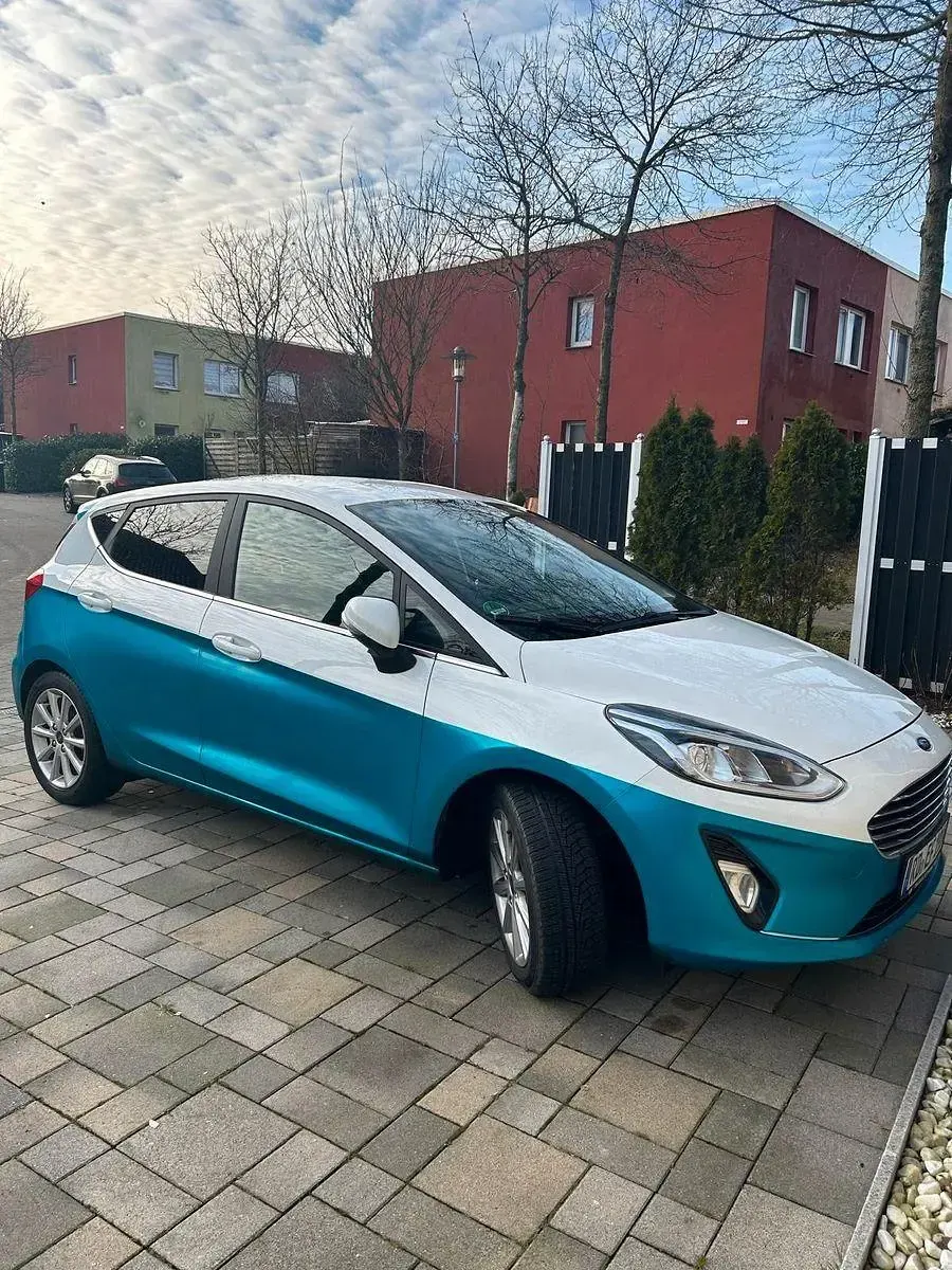 Używany Ford Fiesta Active 86 KM (63 kW) 2019 Biały Hatchback