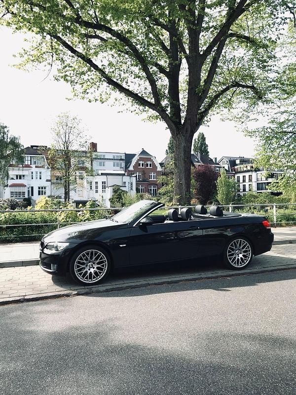 Schwarz Gebraucht 2008 BMW 320 Cabriolet Cabrio | 9.000 € (Etwas zu teuer) - Bild 1/4