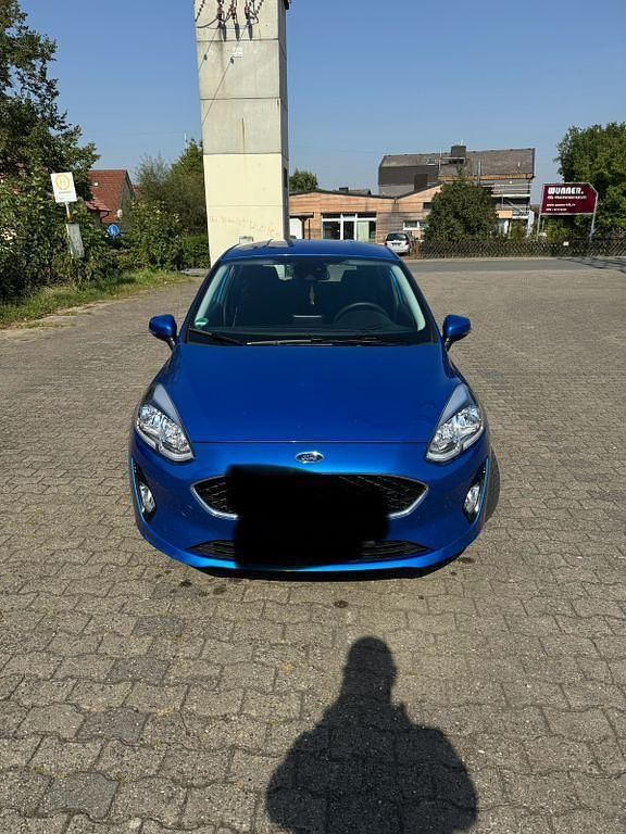 Blau Gebraucht 2019 Ford Fiesta Cool & Connect Kleinwagen | 7.950 € (Superpreis) - Bild 1/4