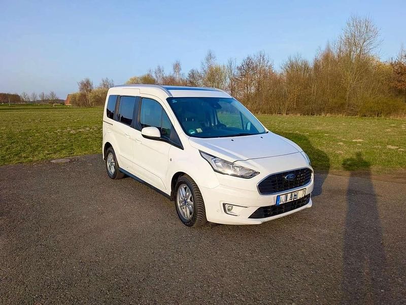 Gebraucht Ford Tourneo Connect Titanium 120 PS (88 kW) 2019 Weiß Van / Kleinbus
